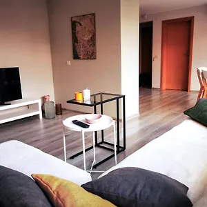 https://so-close-kapana-2-rooms-central-apartments.plovdiv-hotels.com